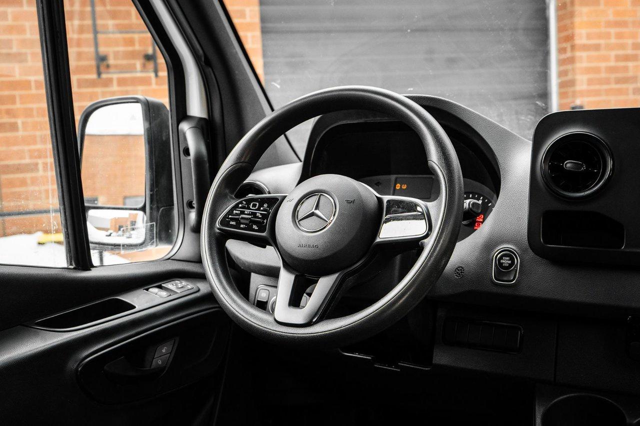 2020 Mercedes-Benz Sprinter Van Photo