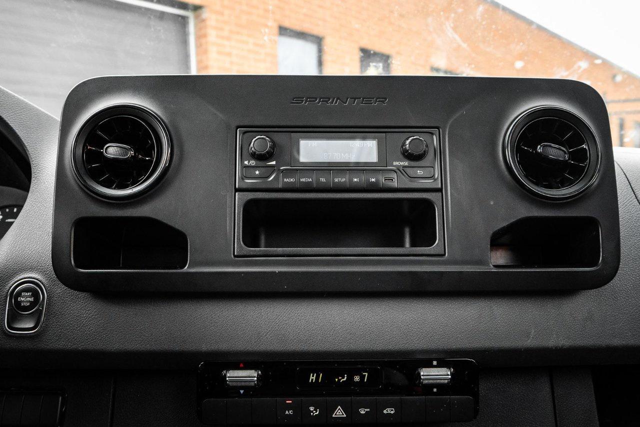 2020 Mercedes-Benz Sprinter Van Photo