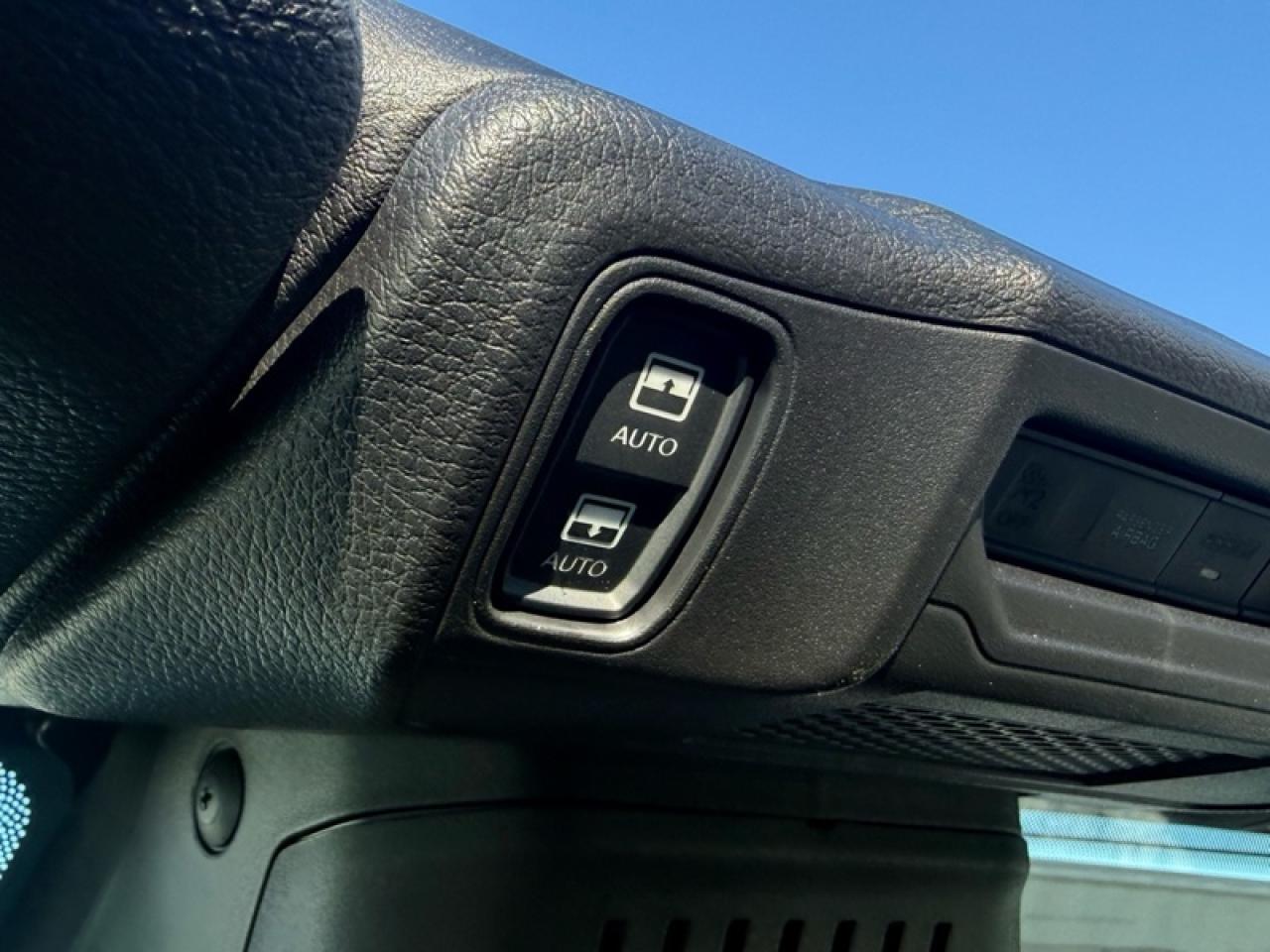 2026 Jeep Wrangler Rubicon X  - Leather Seats Photo