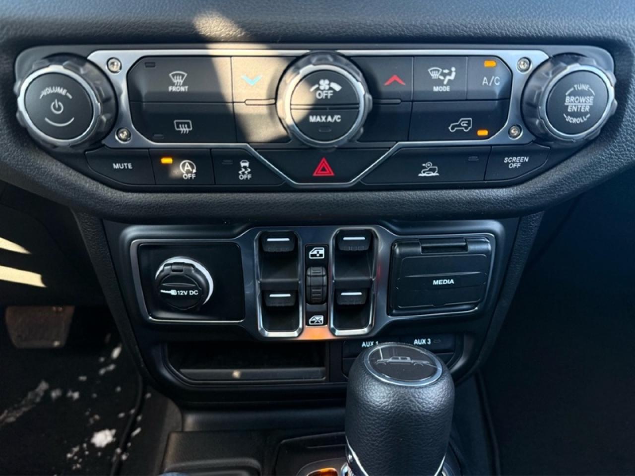 2026 Jeep Gladiator Sport S  - Freedom Top Photo