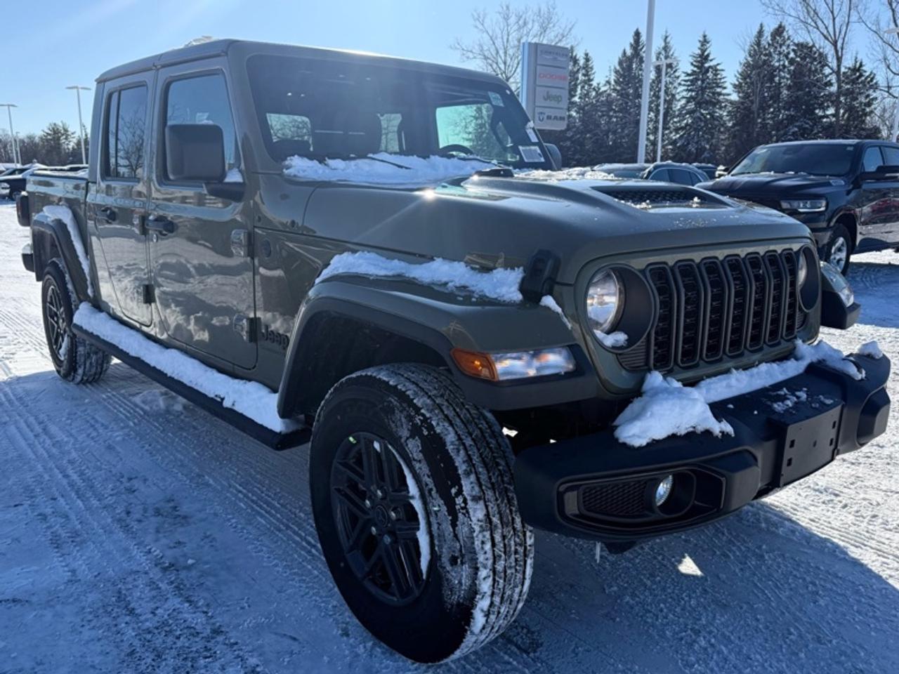 2026 Jeep Gladiator Sport S  - Freedom Top Photo3