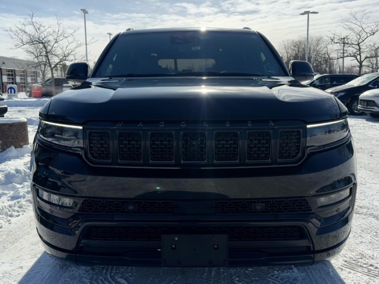 2023 Jeep Grand Wagoneer SERIES II OBSIDIAN Photo