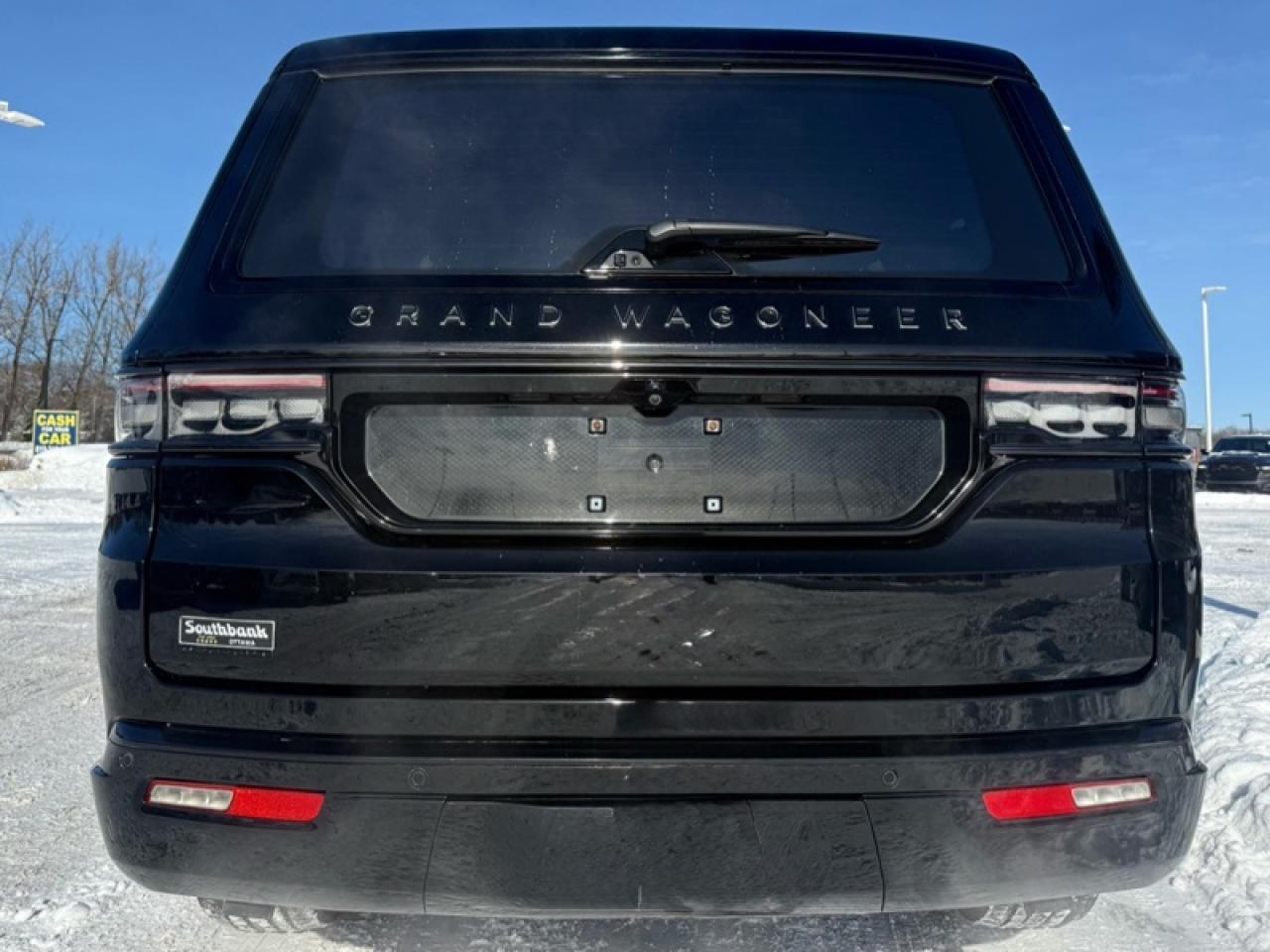 2023 Jeep Grand Wagoneer SERIES II OBSIDIAN Photo