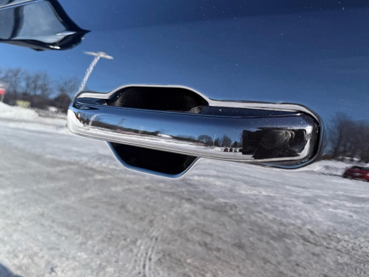 2023 Jeep Grand Wagoneer SERIES II OBSIDIAN Photo