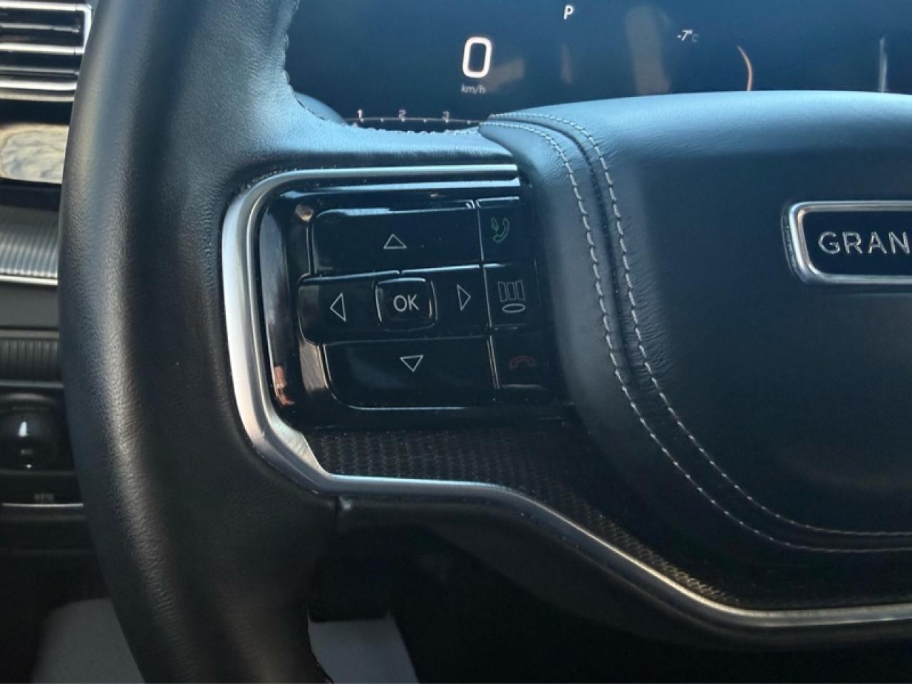 2023 Jeep Grand Wagoneer SERIES II OBSIDIAN Photo