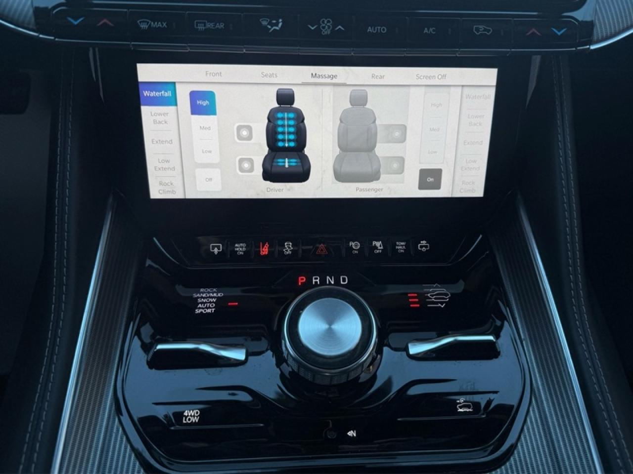 2023 Jeep Grand Wagoneer SERIES II OBSIDIAN Photo