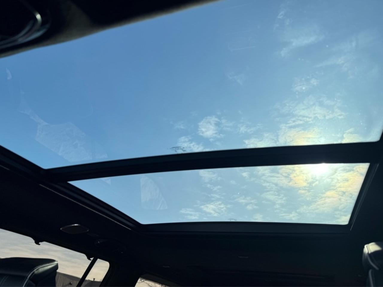 2023 Jeep Grand Wagoneer SERIES II OBSIDIAN Photo