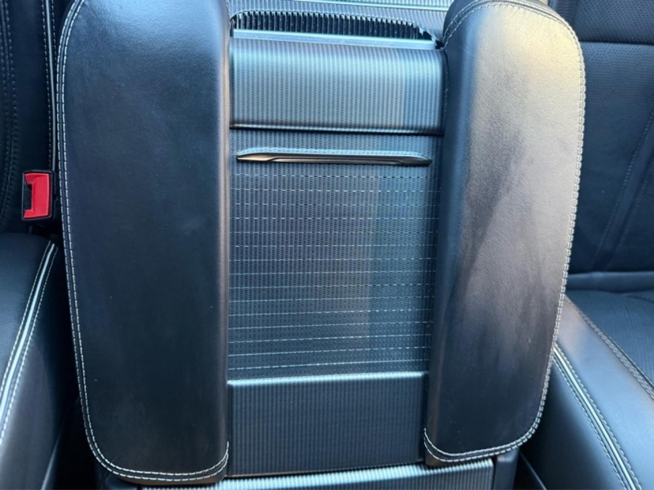 2023 Jeep Grand Wagoneer SERIES II OBSIDIAN Photo