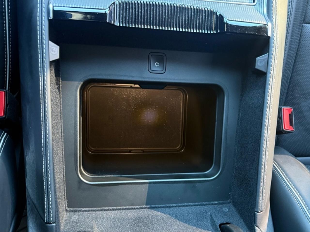 2023 Jeep Grand Wagoneer SERIES II OBSIDIAN Photo