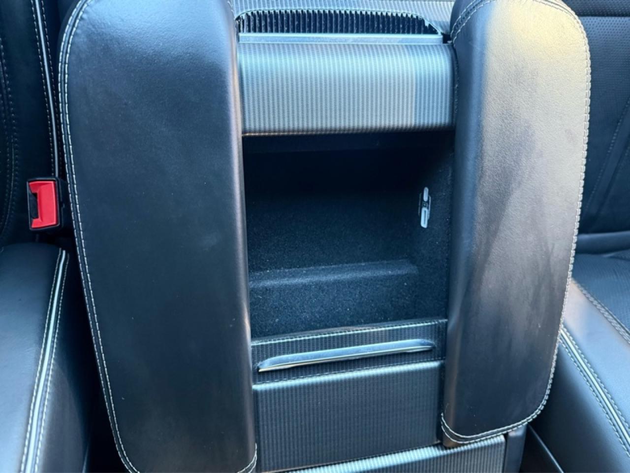 2023 Jeep Grand Wagoneer SERIES II OBSIDIAN Photo