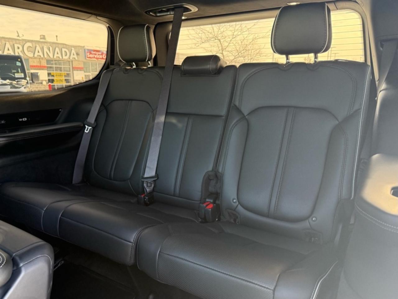 2023 Jeep Grand Wagoneer SERIES II OBSIDIAN Photo