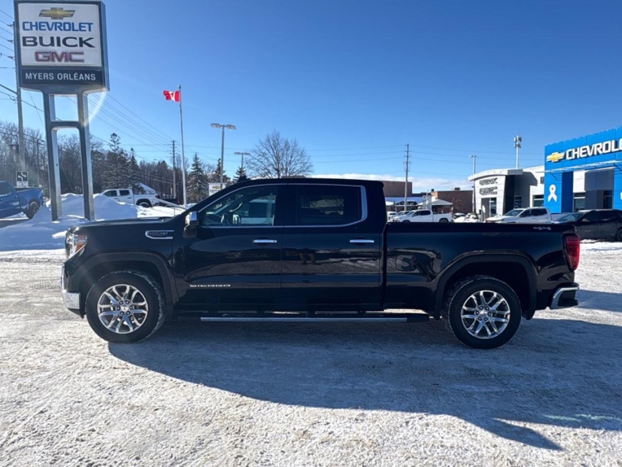 2021 GMC Sierra 1500 SLT Photo