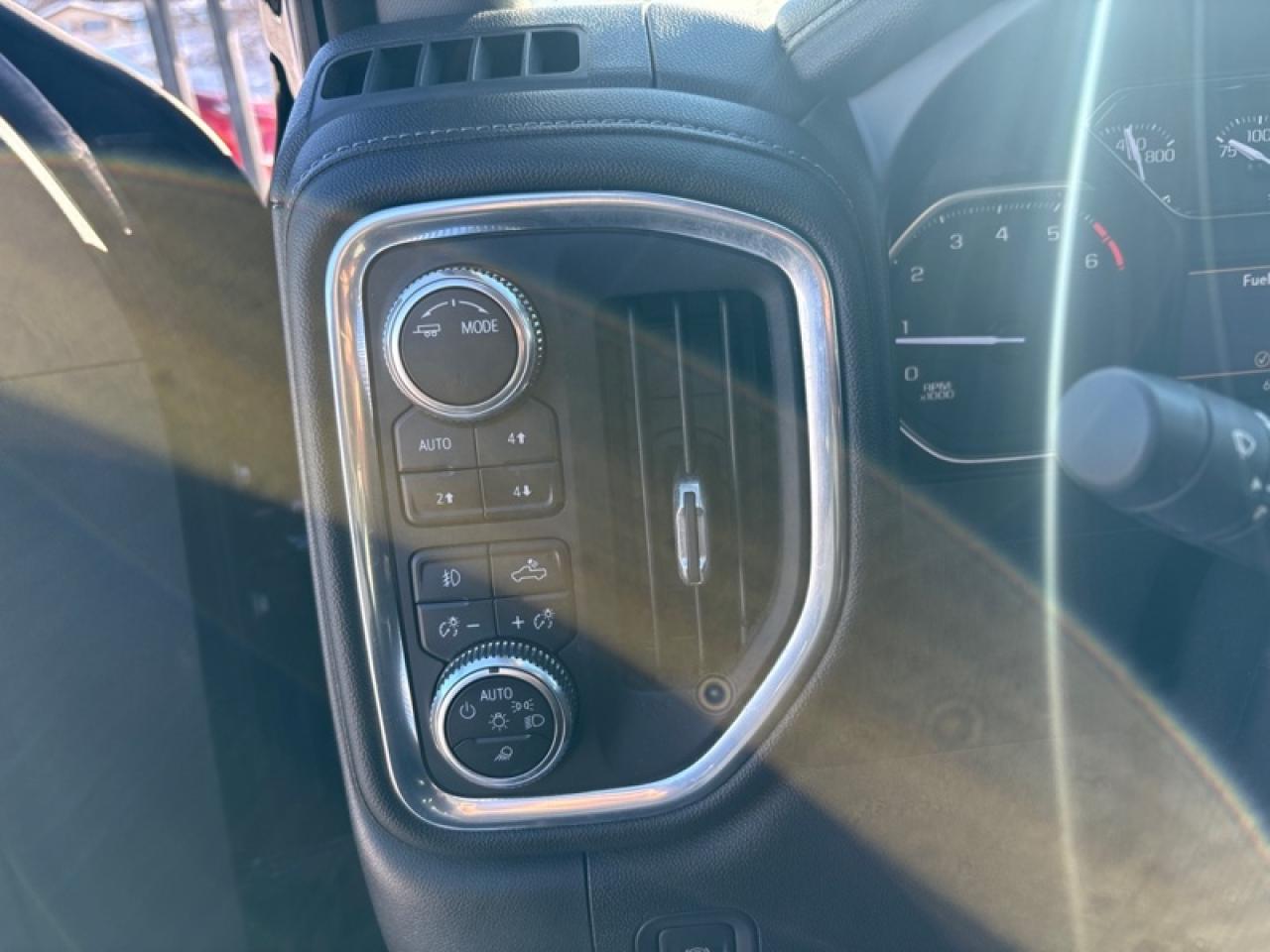 2021 GMC Sierra 1500 SLT Photo