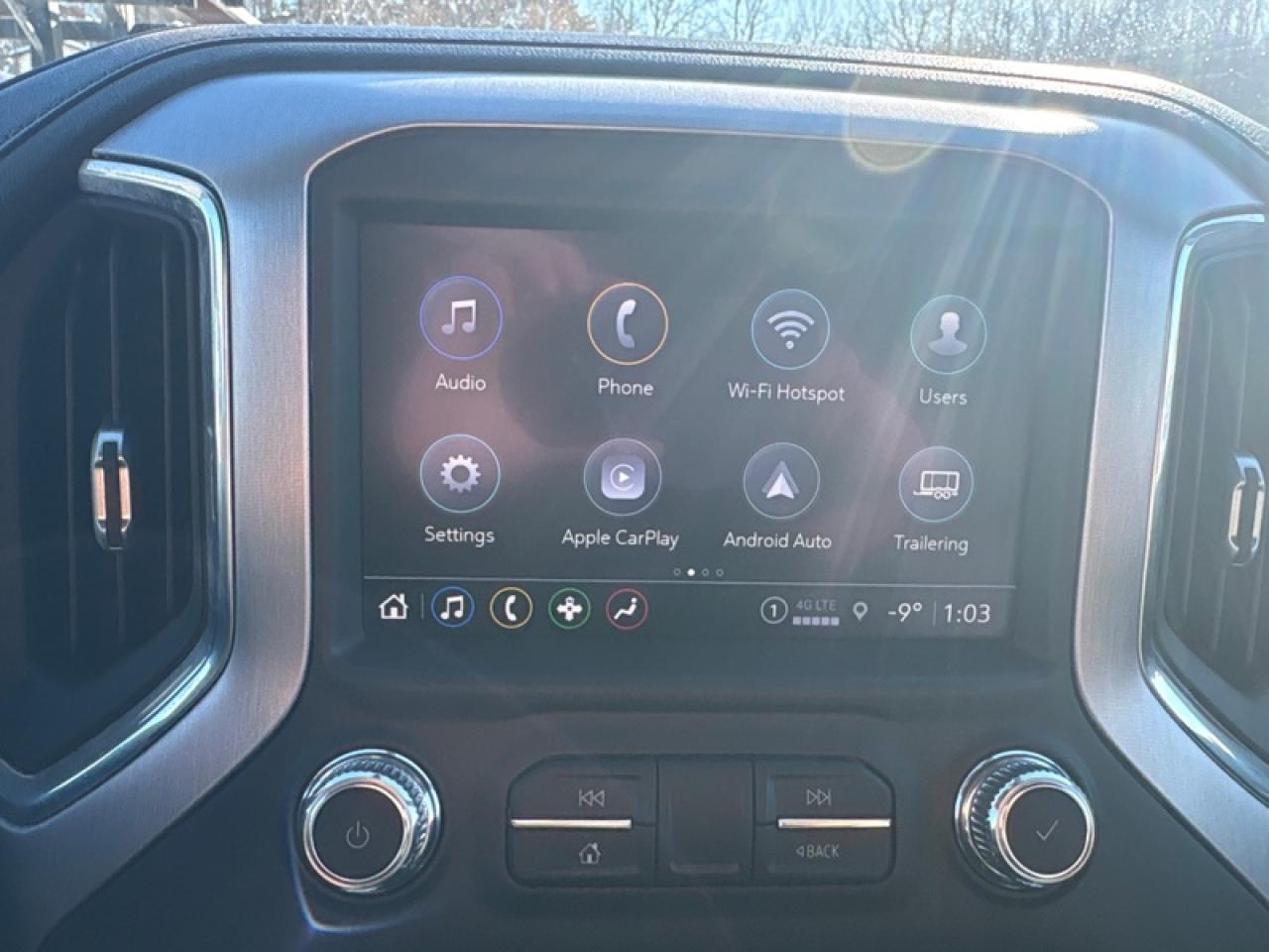 2021 GMC Sierra 1500 SLT Photo