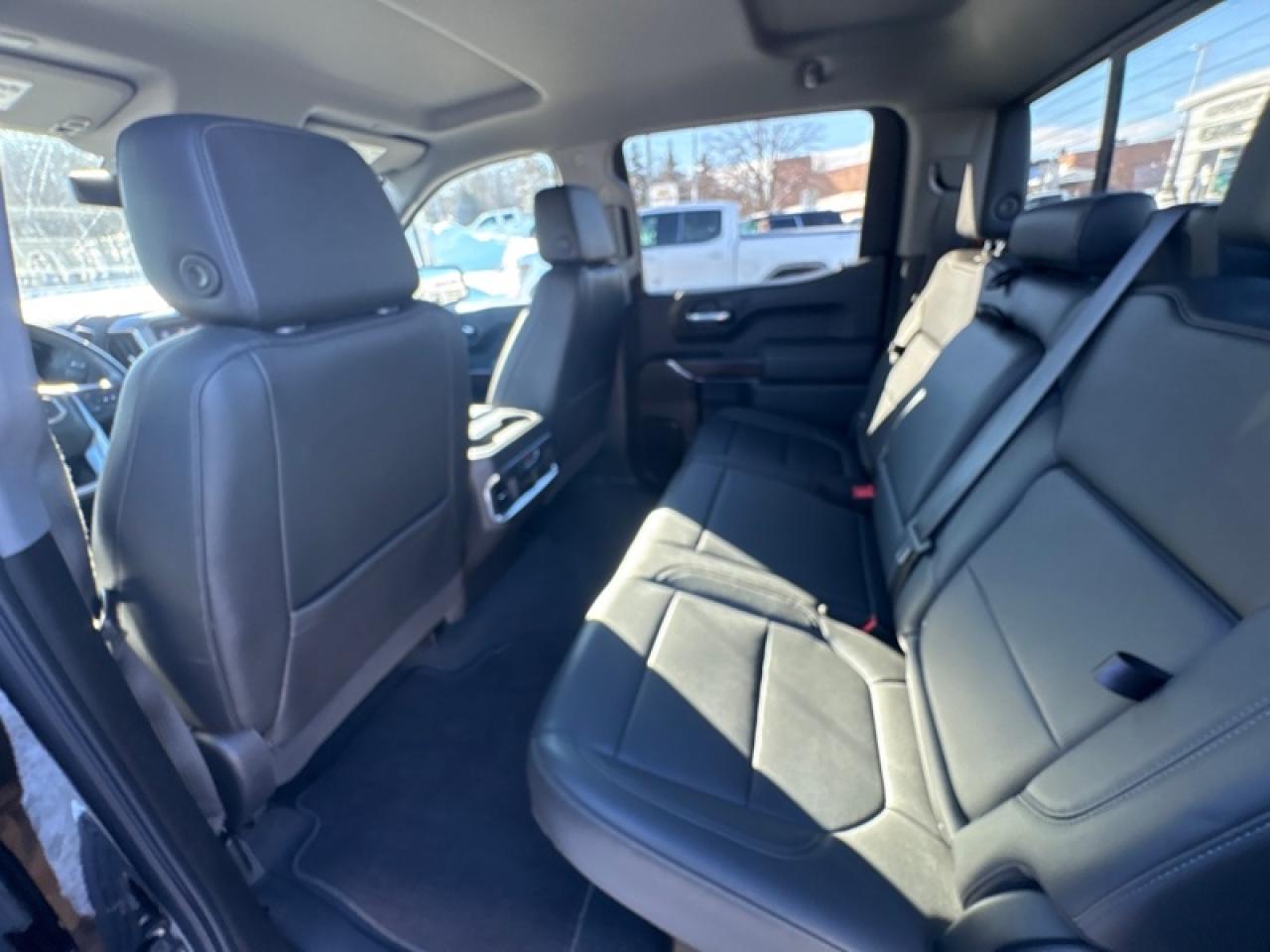 2021 GMC Sierra 1500 SLT Photo