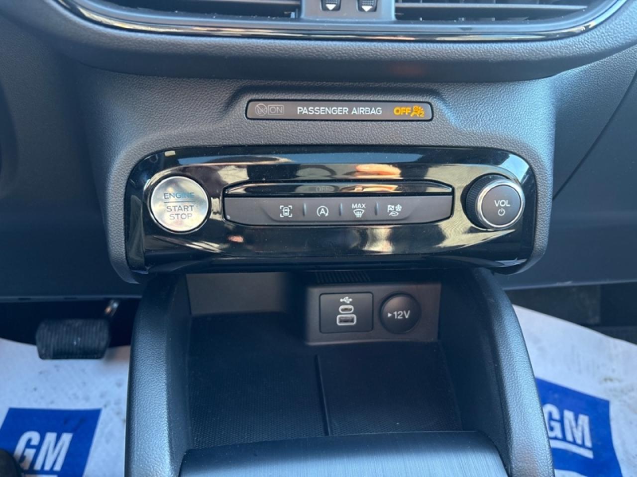 2025 Ford Escape ST-Line  - Low Mileage Photo