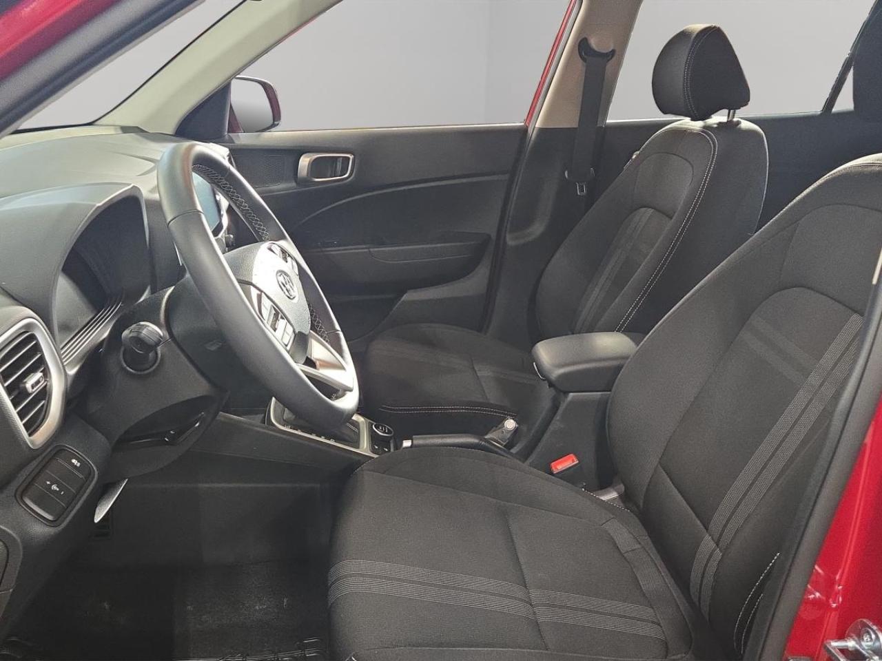 2025 Hyundai Venue PREFERRED Photo