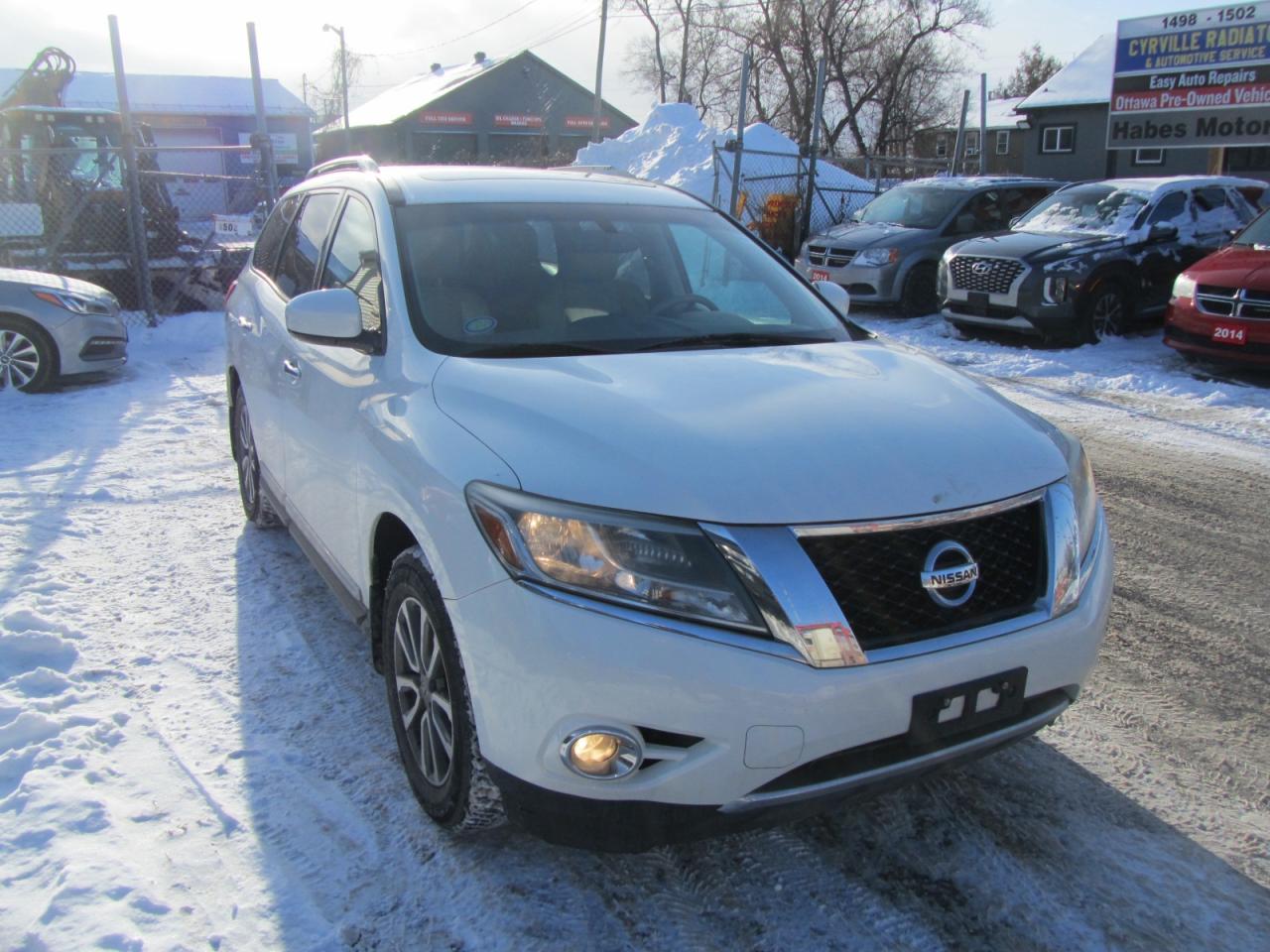 2014 Nissan Pathfinder 4WD 4DR SL Photo