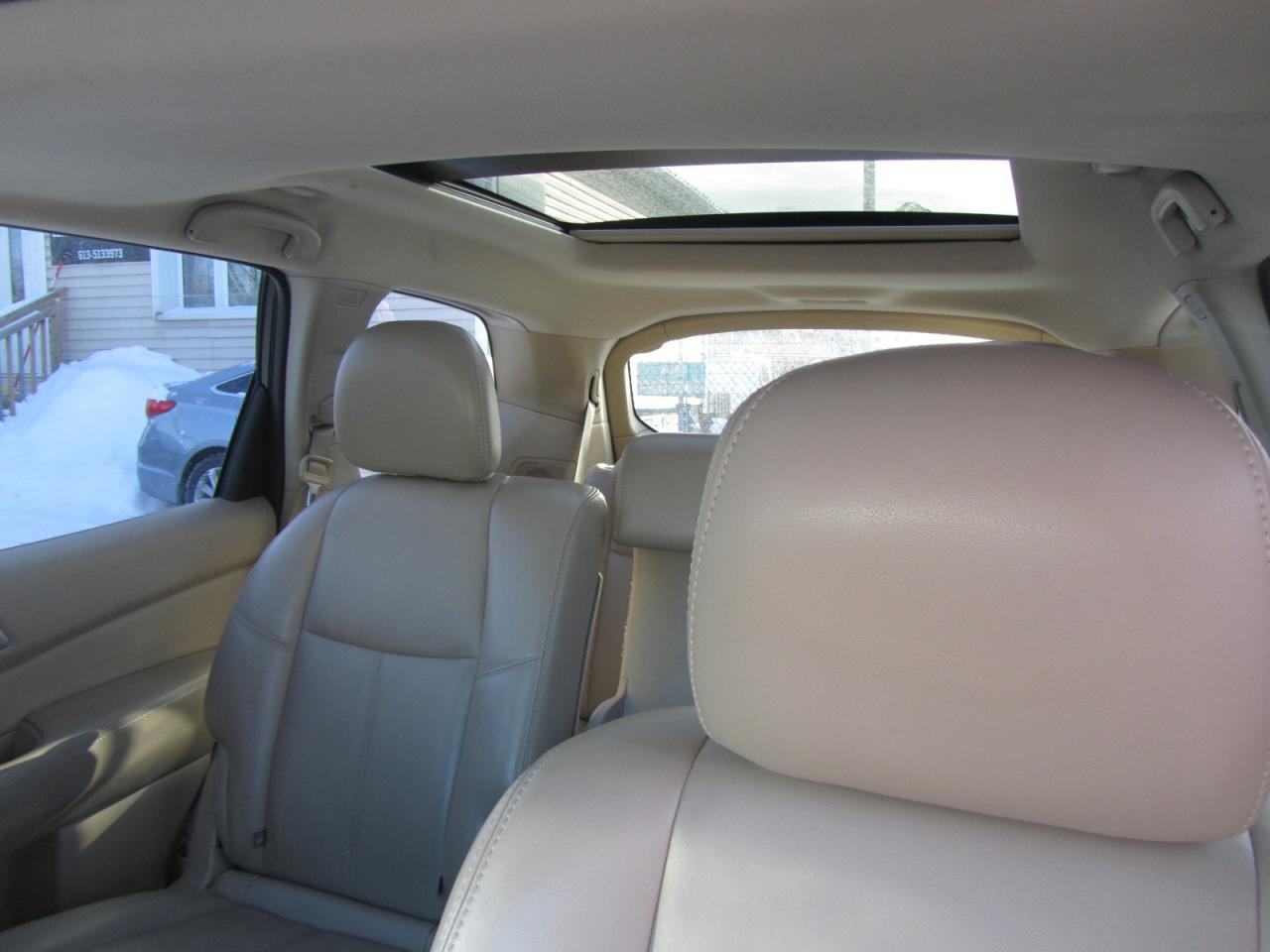 2014 Nissan Pathfinder 4WD 4DR SL Photo