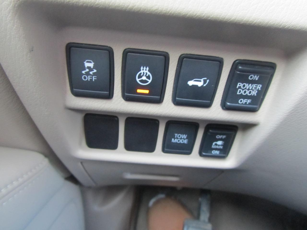 2014 Nissan Pathfinder 4WD 4DR SL Photo