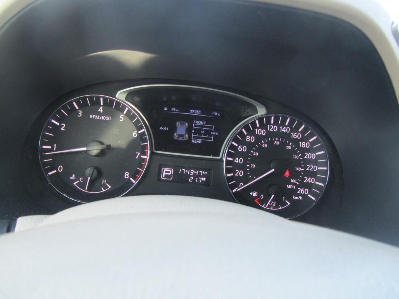 2014 Nissan Pathfinder 4WD 4DR SL Photo