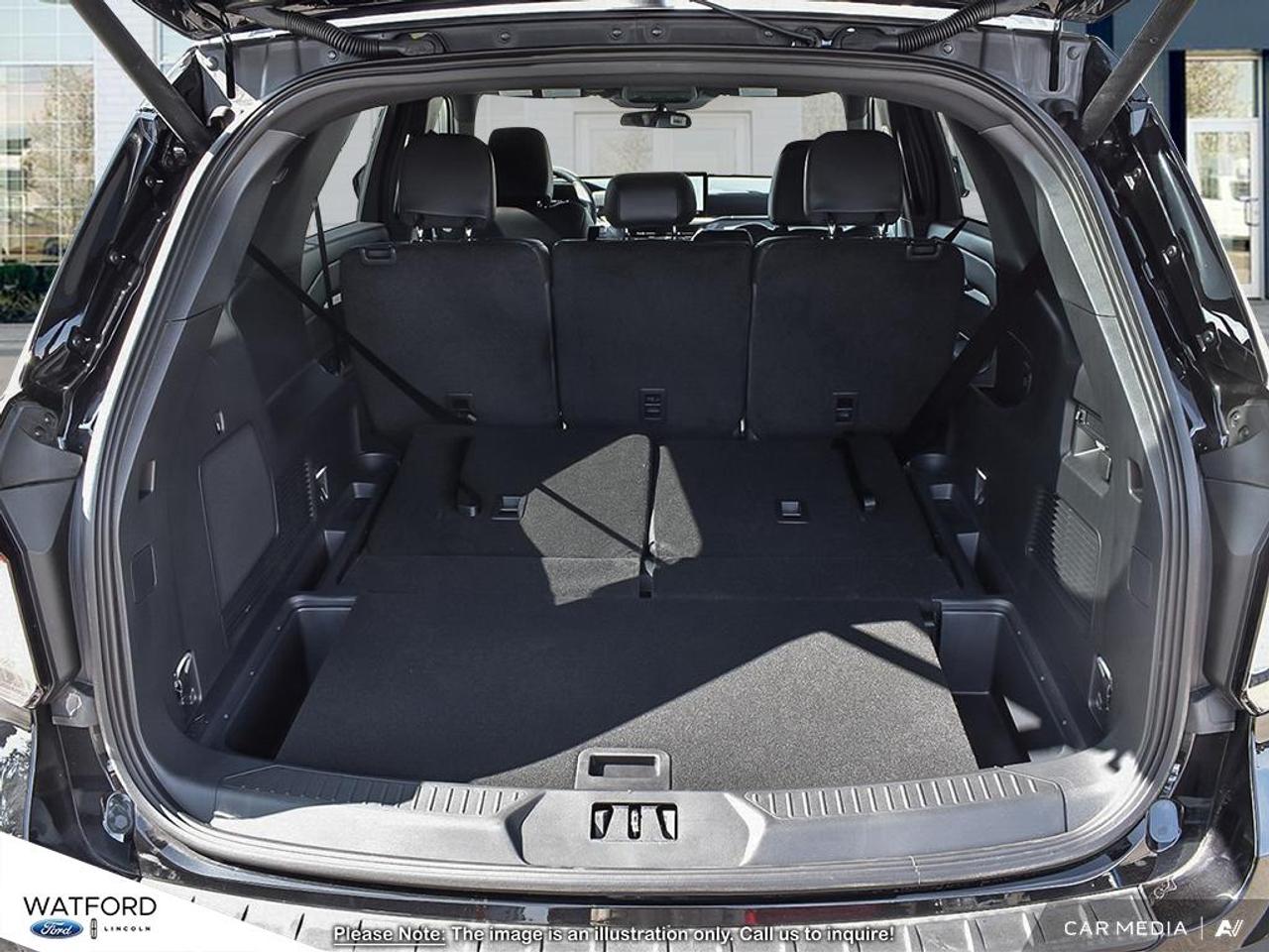 2026 Ford Explorer ST-Line Photo