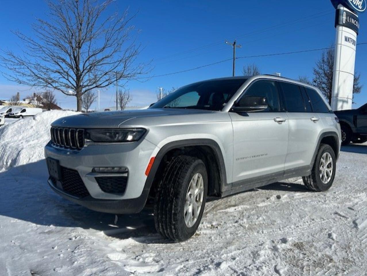 2023 Jeep Grand Cherokee LIMITED 4X4 Photo