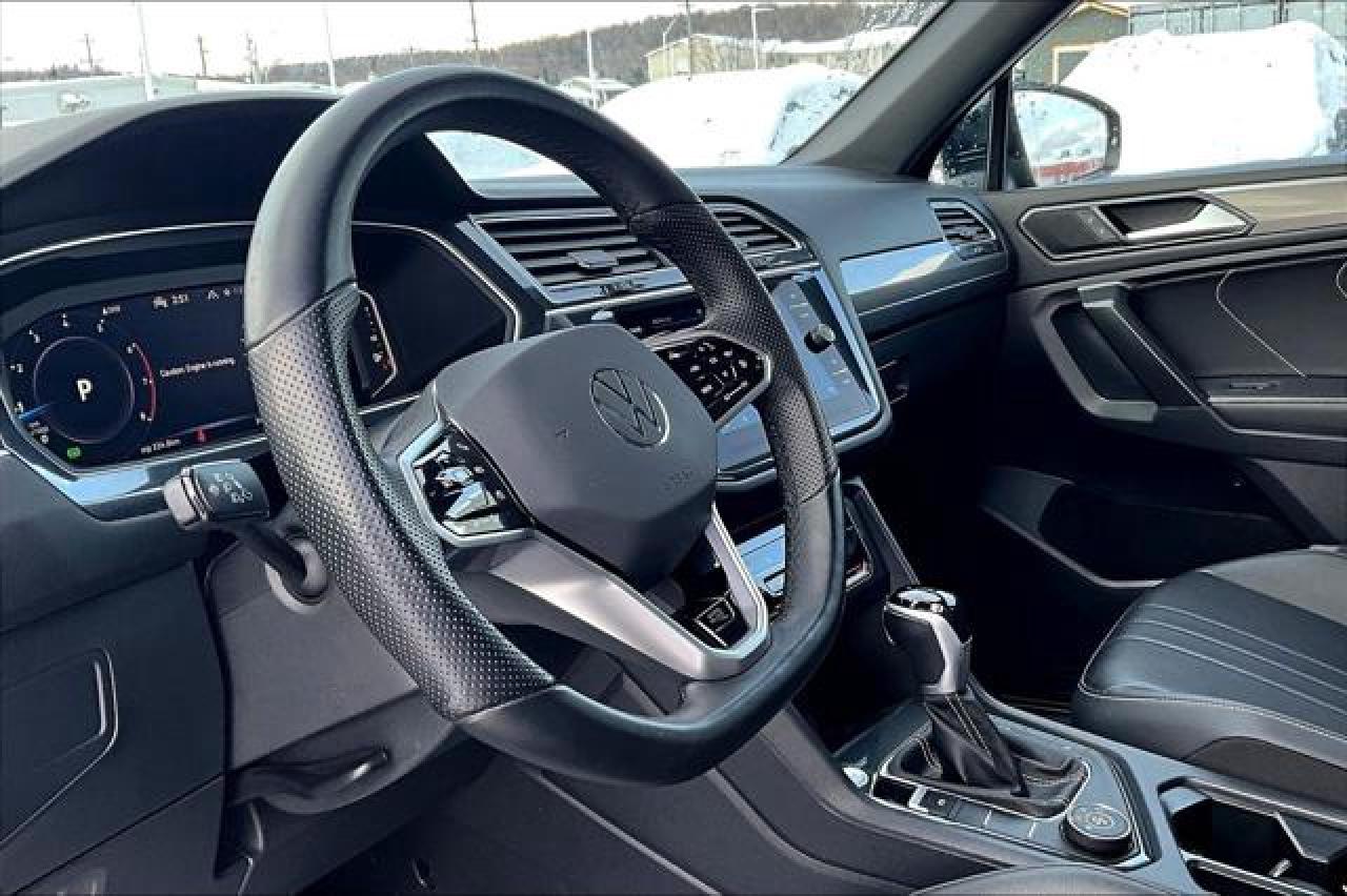 2024 Volkswagen Tiguan  Photo