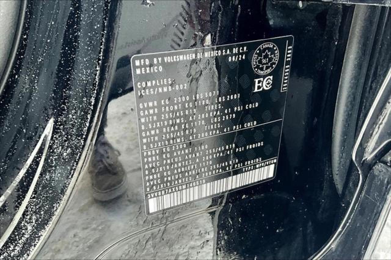 2024 Volkswagen Tiguan  Photo