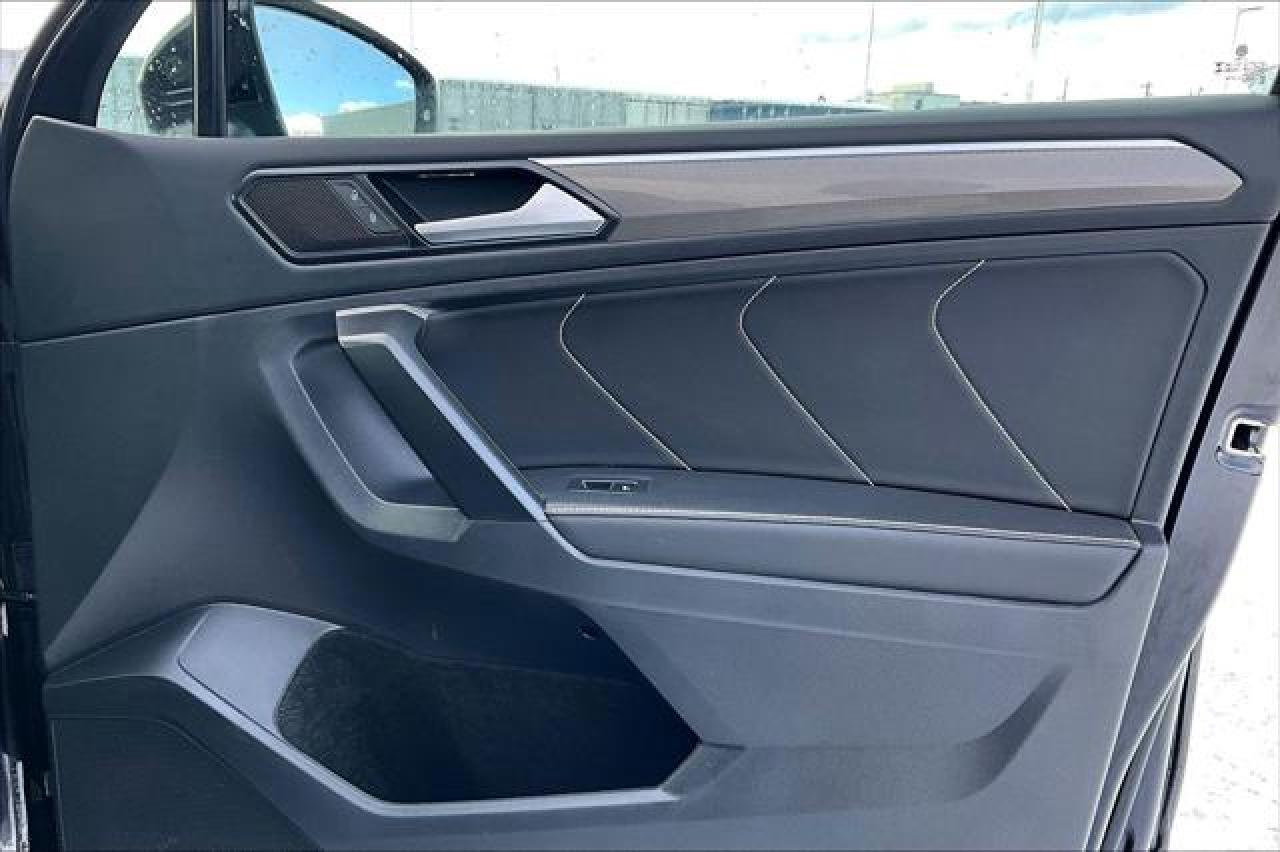 2024 Volkswagen Tiguan  Photo