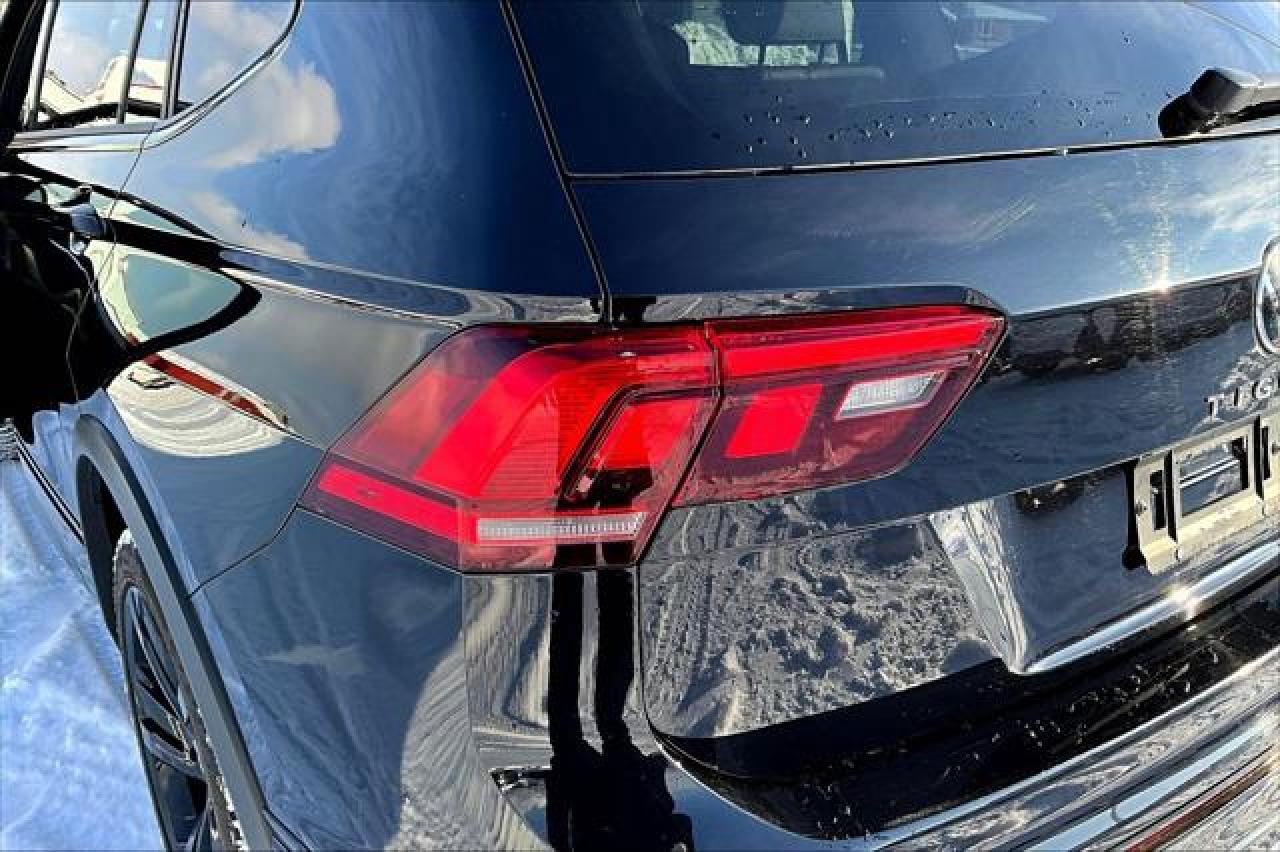 2024 Volkswagen Tiguan  Photo