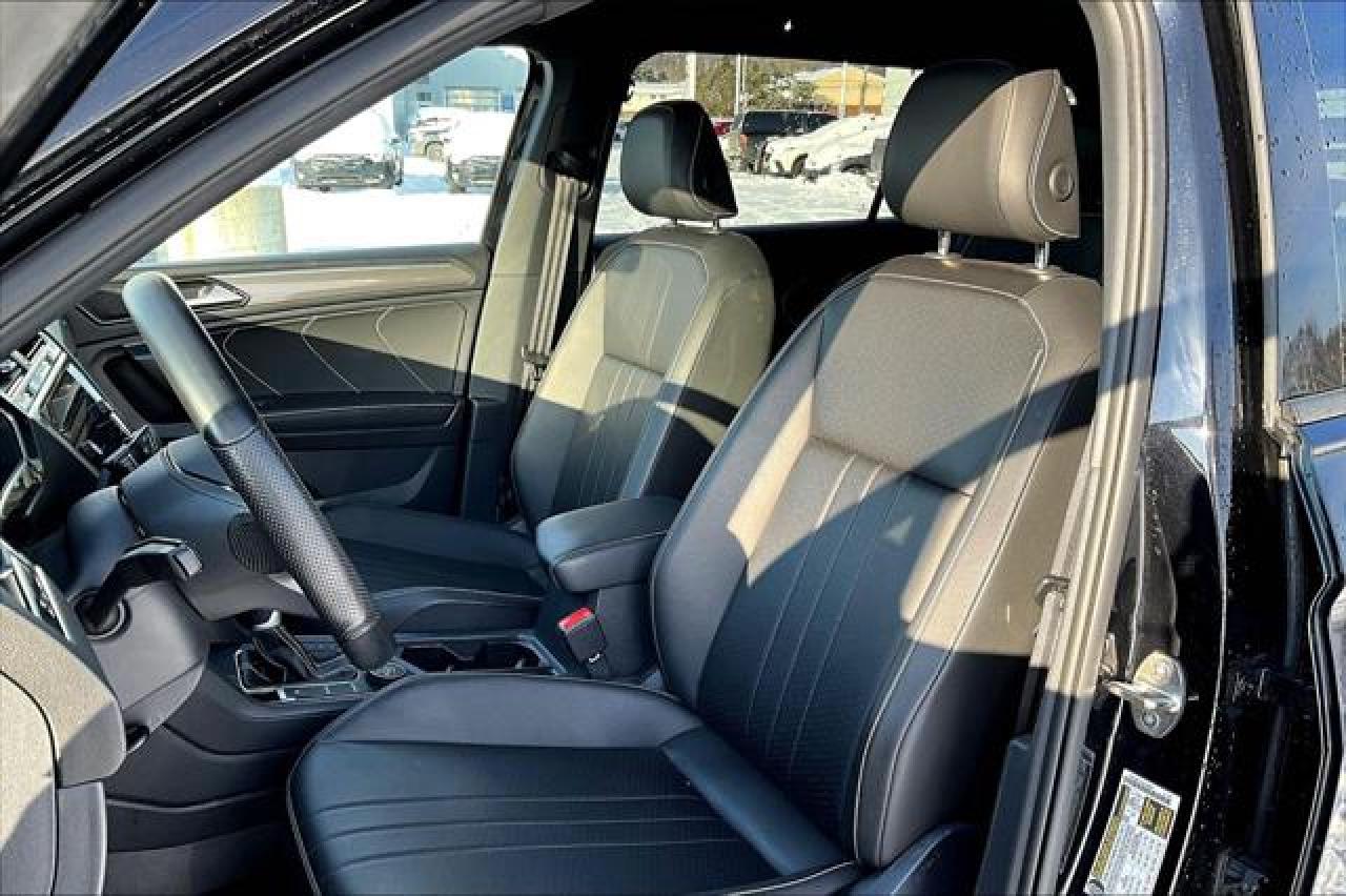 2024 Volkswagen Tiguan  Photo