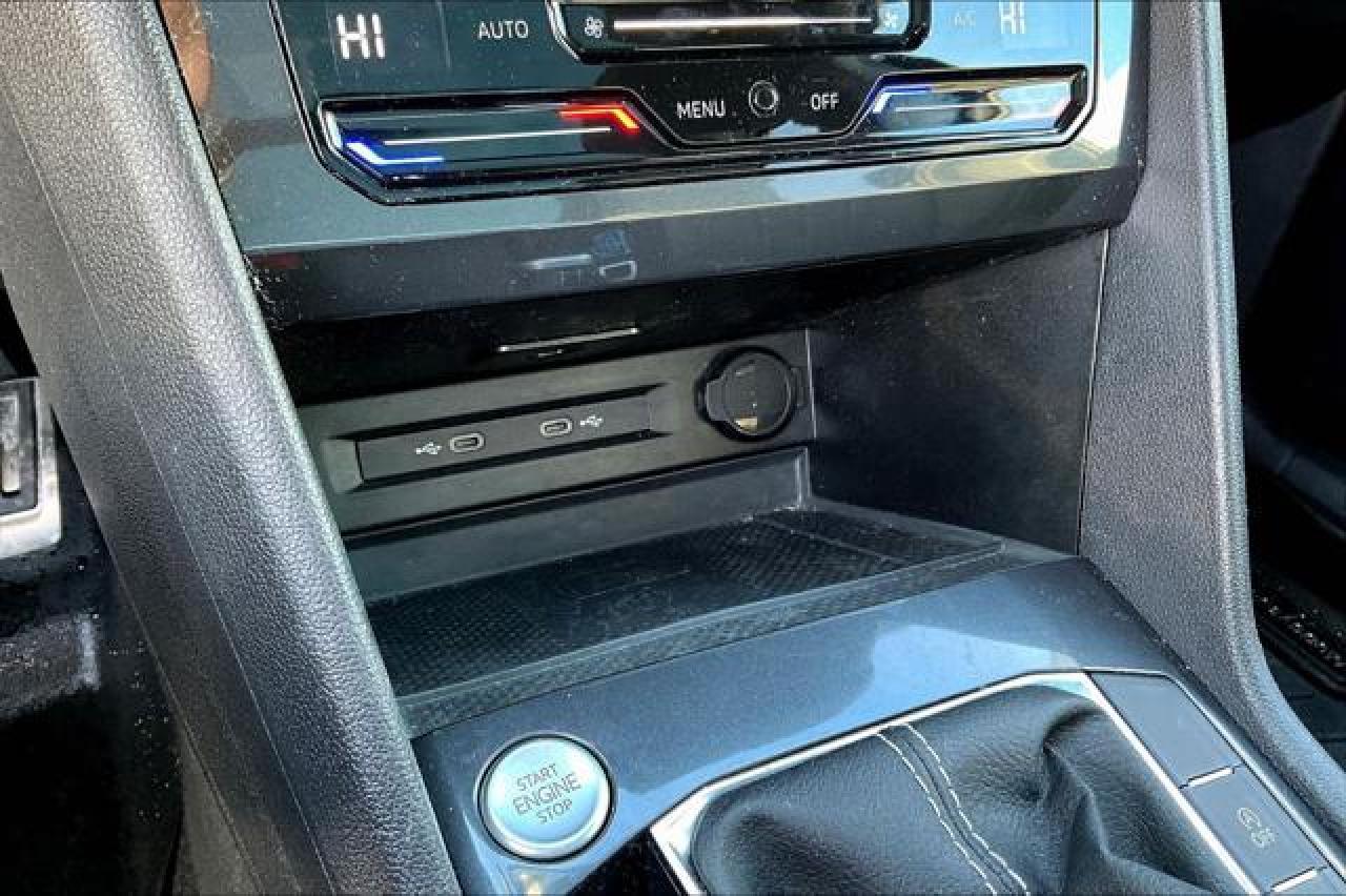 2024 Volkswagen Tiguan  Photo