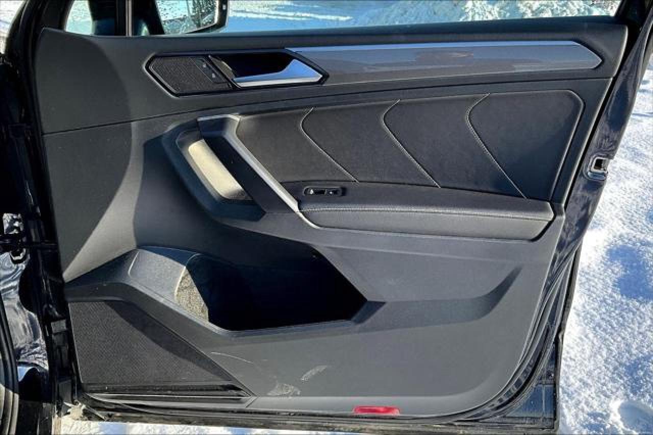 2024 Volkswagen Tiguan  Photo