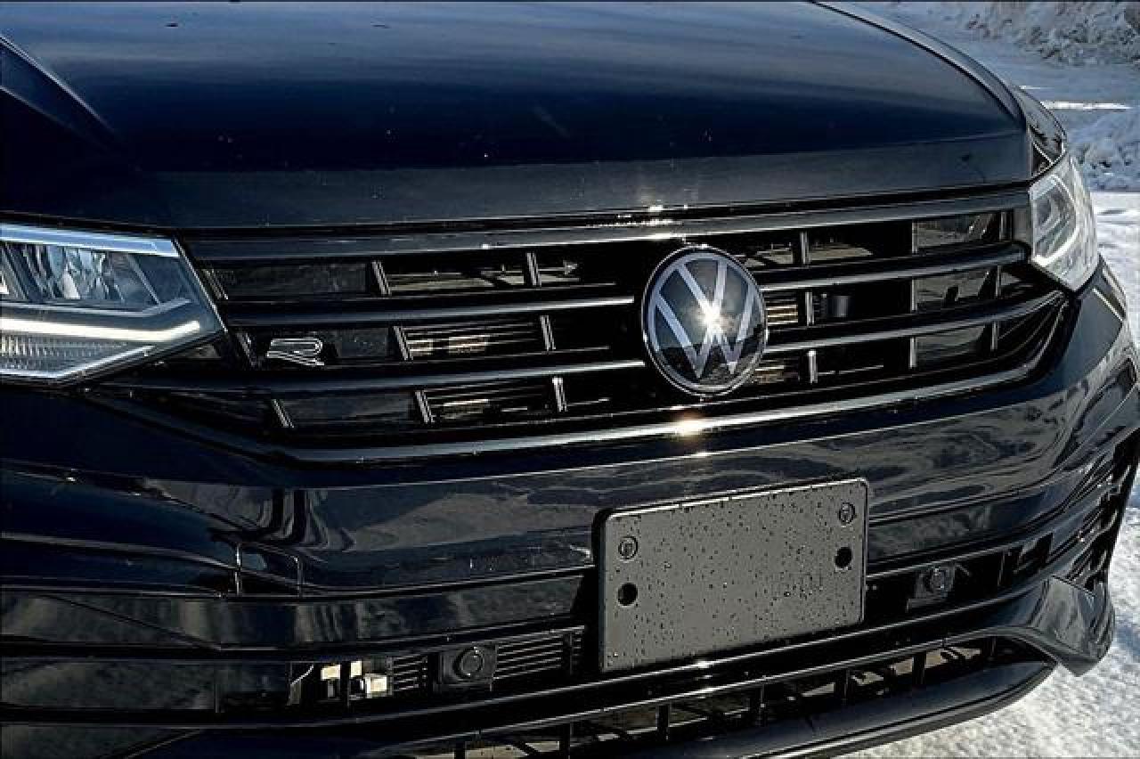 2024 Volkswagen Tiguan  Photo