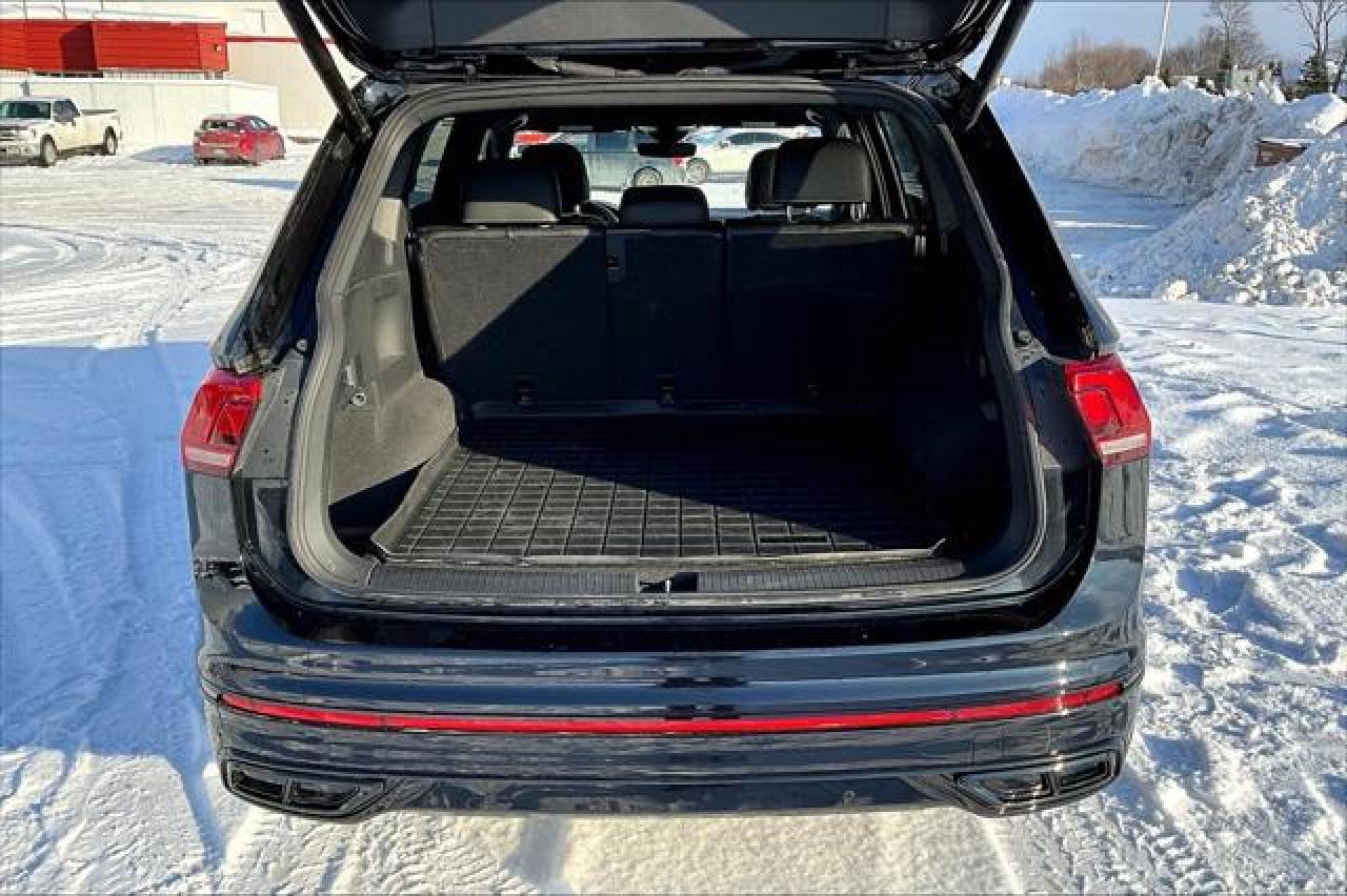 2024 Volkswagen Tiguan  Photo