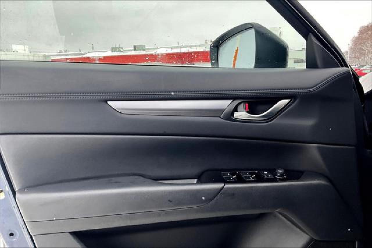 2022 Mazda CX-5  Photo