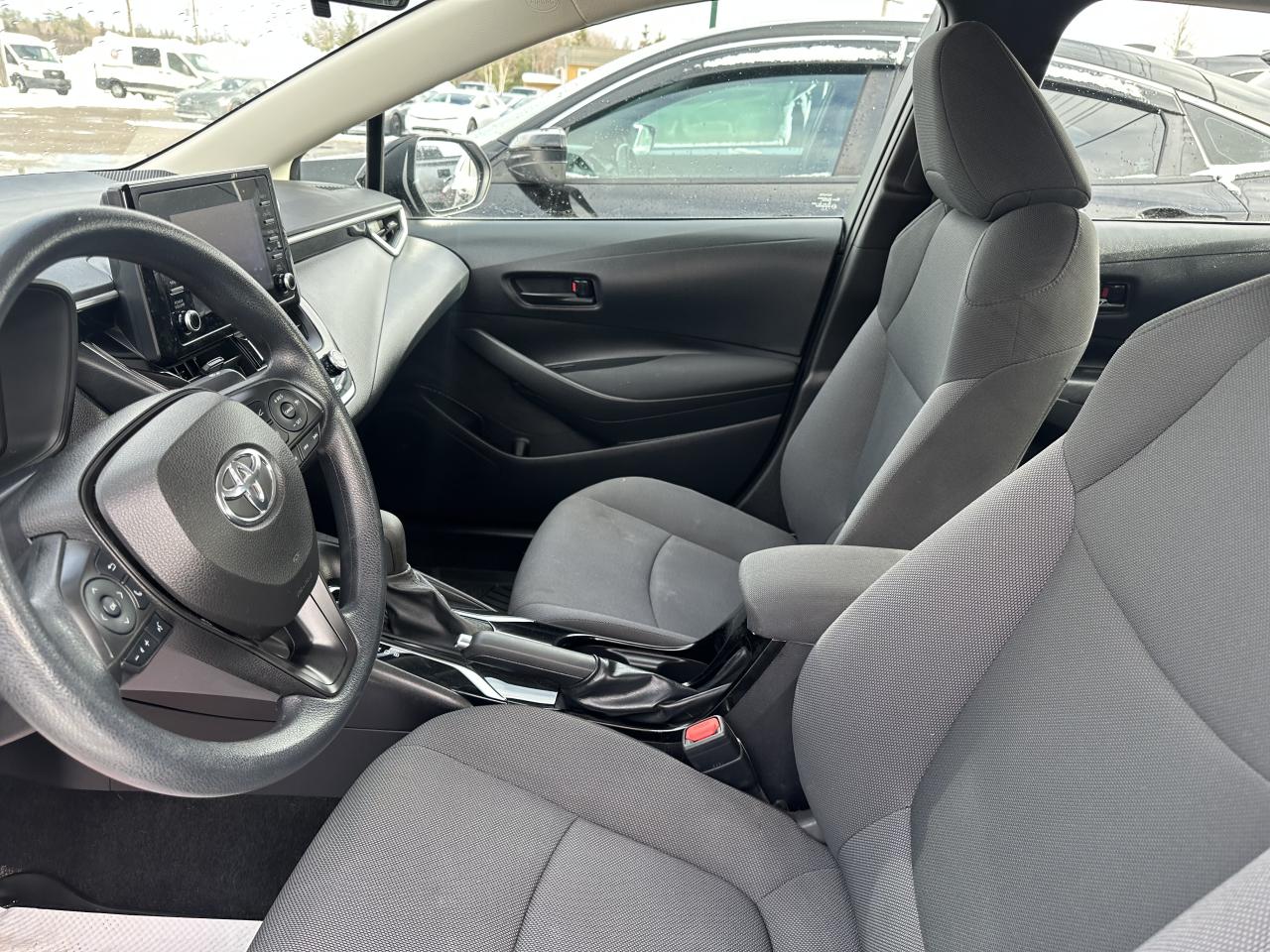 2022 Toyota Corolla L Photo4