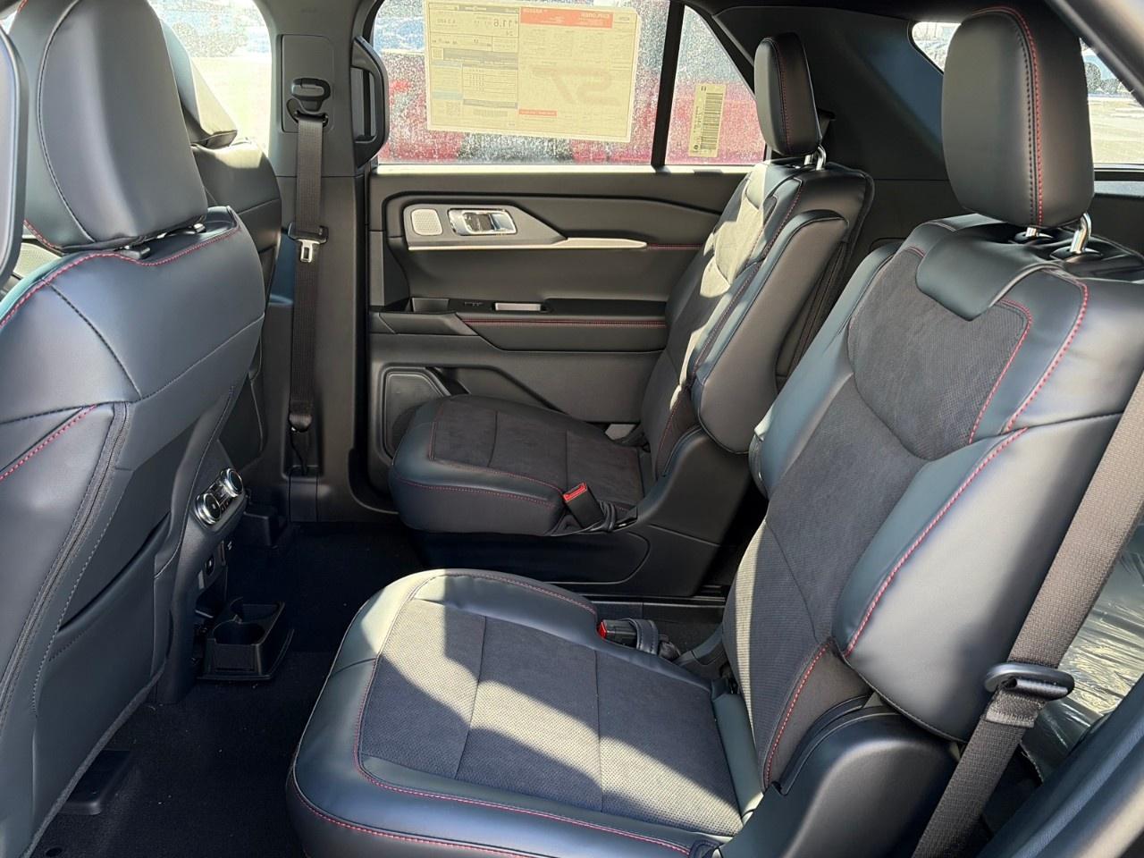 2026 Ford Explorer ST 4WD Photo