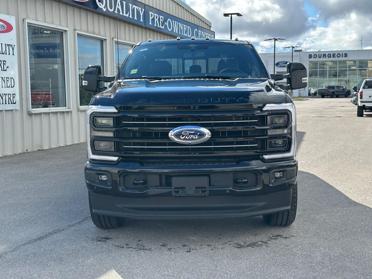 2026 Ford F-350 Super Duty SRW PLATINUM 4WD CREW CAB 6.75' BOX Photo2