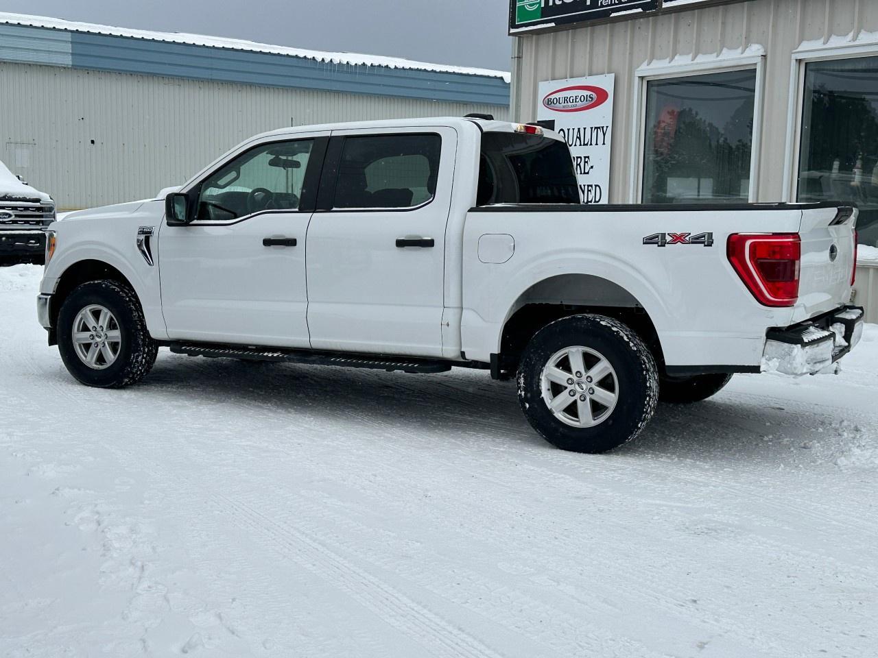 2021 Ford F-150 XLT 4WD SuperCrew 5.5' Box Photo