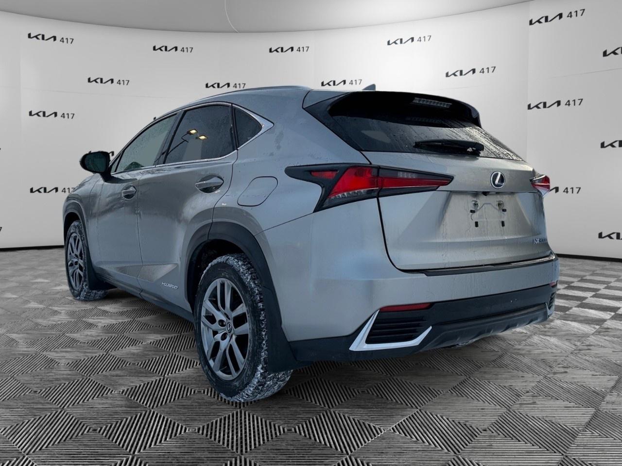 2021 Lexus NX NX 300h AWD Photo2