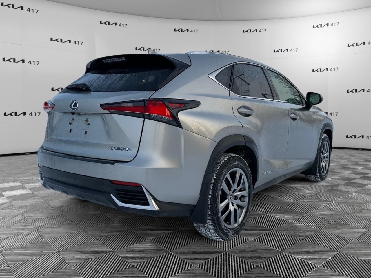 2021 Lexus NX NX 300h AWD Photo
