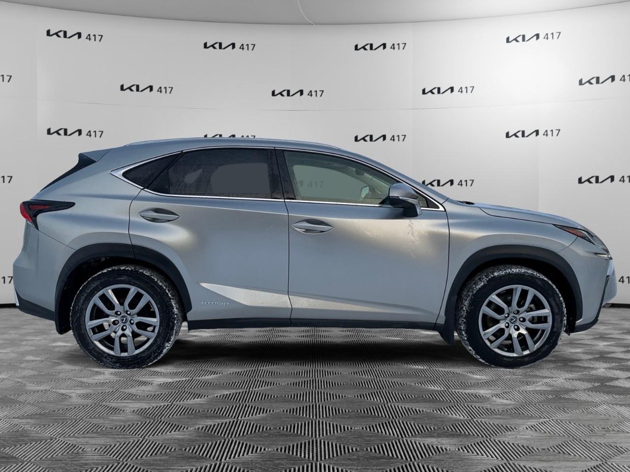 2021 Lexus NX NX 300h AWD Photo