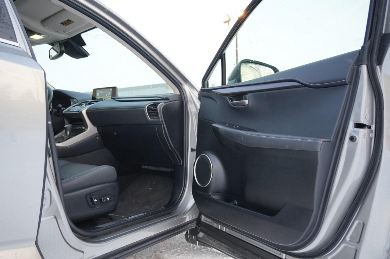 2021 Lexus NX NX 300h AWD Photo