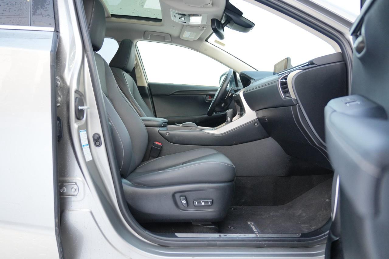 2021 Lexus NX NX 300h AWD Photo