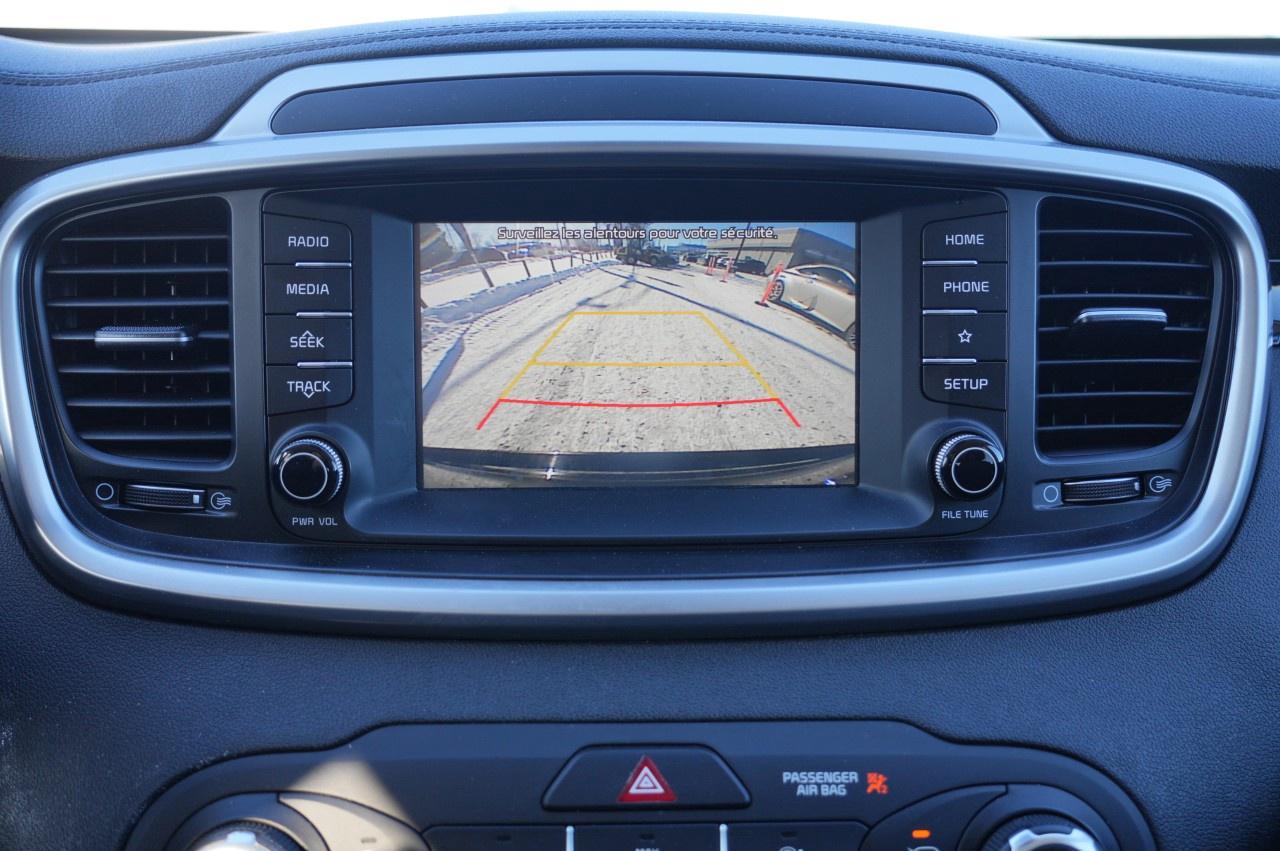 2020 Kia Sorento LX AWD Photo