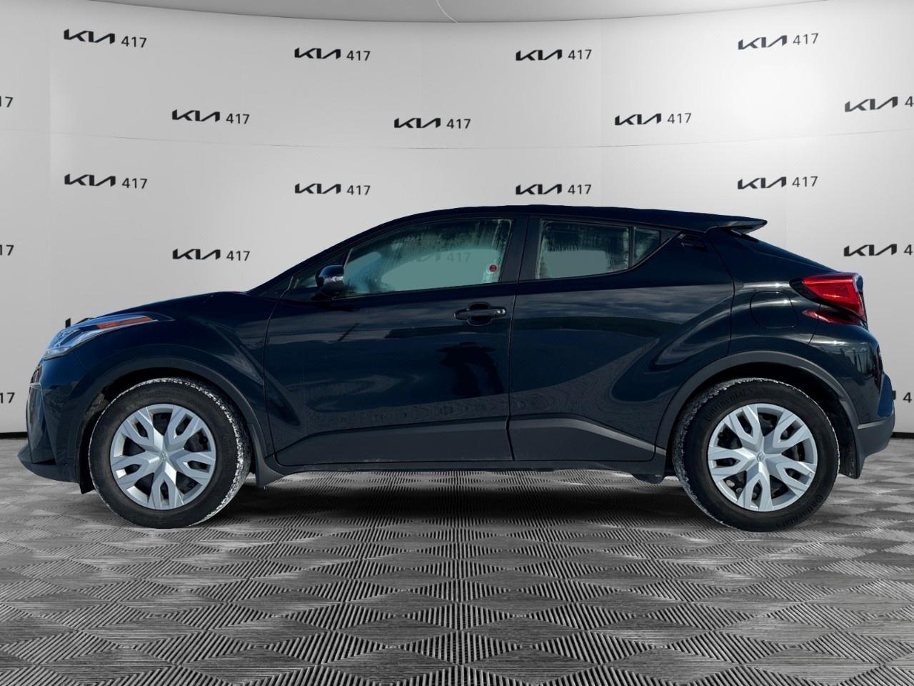 2021 Toyota C-HR LE FWD Photo