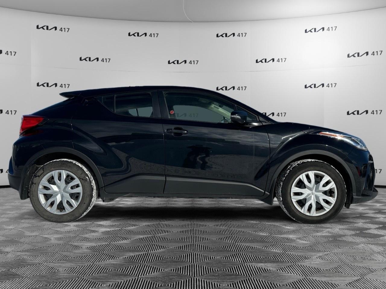 2021 Toyota C-HR LE FWD Photo
