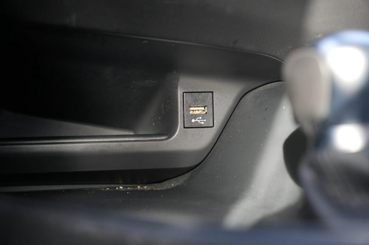 2021 Toyota C-HR LE FWD Photo